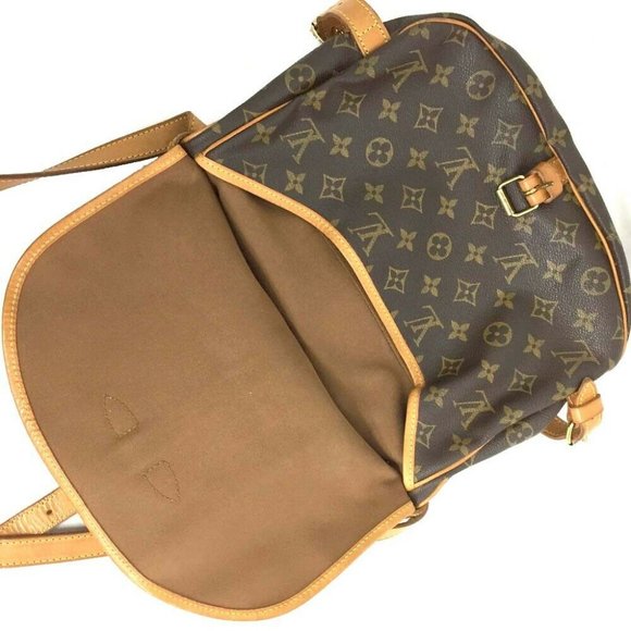 Auth Louis Vuitton Monogram Saumur 30 CrossbodyBag - Picture 8 of 16